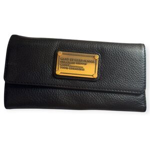 Marc by Marc Jacobs Trifold Wallet Classic Q Long Trifold Wallet Black Leather Y